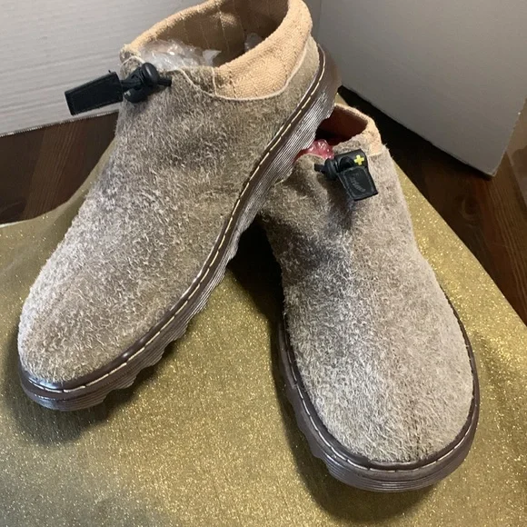 RARE NWOT DR. MARTENS Erica Moccasin Suede Canvas Shoes/Slipper 11277